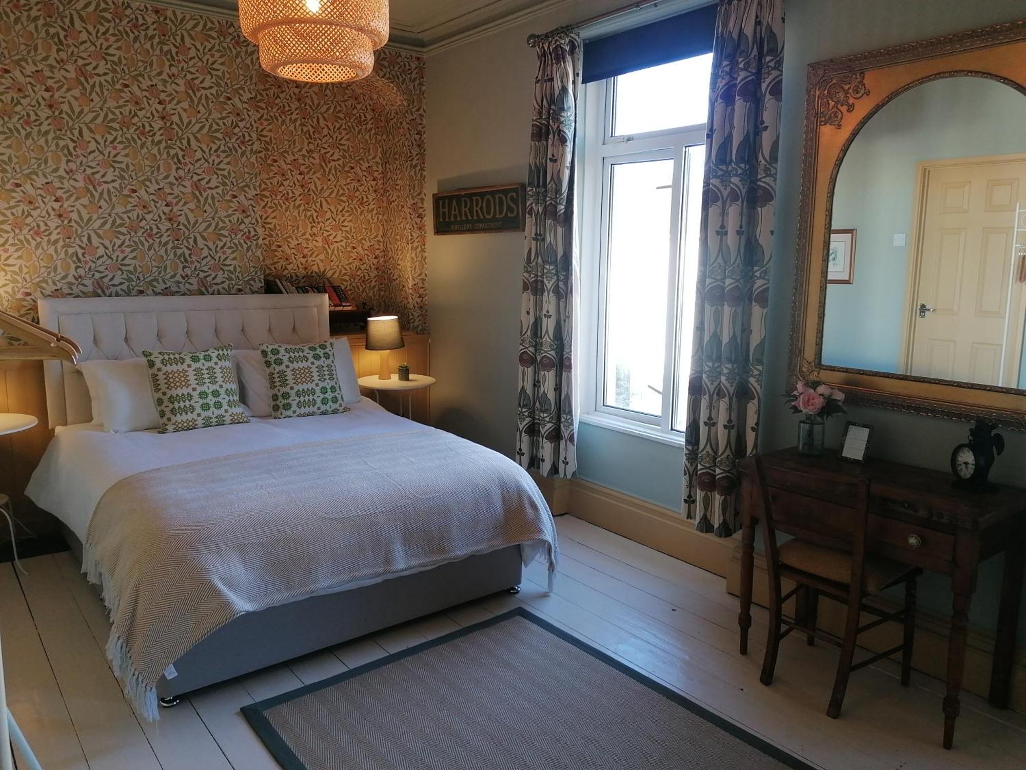 No. 30 Bed and Breakfast Aberdare Eksteriør billede
